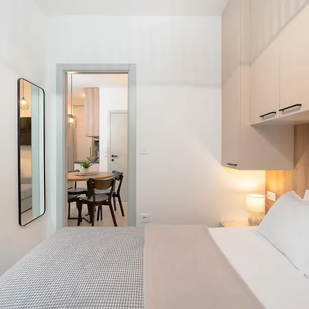 Ivas Mobile Homes & Heated Pool