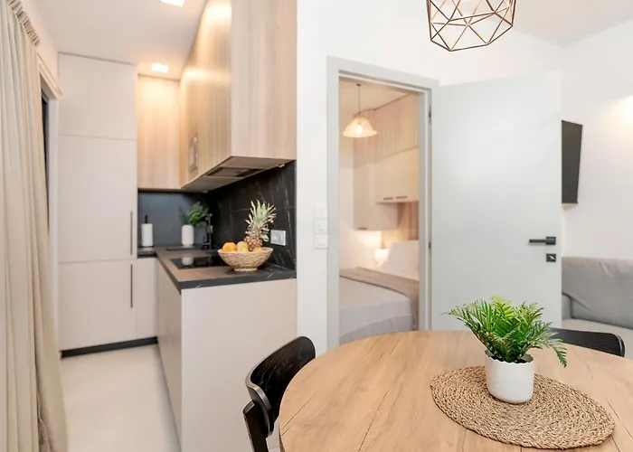 Ivas Mobile Homes And Пакоштане