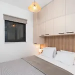 Ivas Mobile Homes And